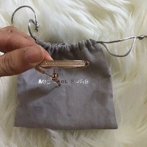 Michael a Kors Rose Good Bracelet